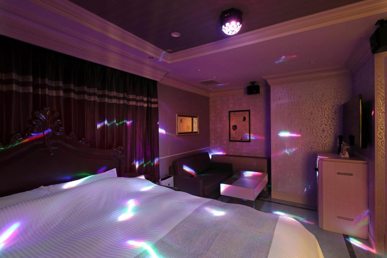 ホテルバースデー岐阜西店 Hotel Birthday Gifuwest (Adults Only) ภายนอก รูปภาพ